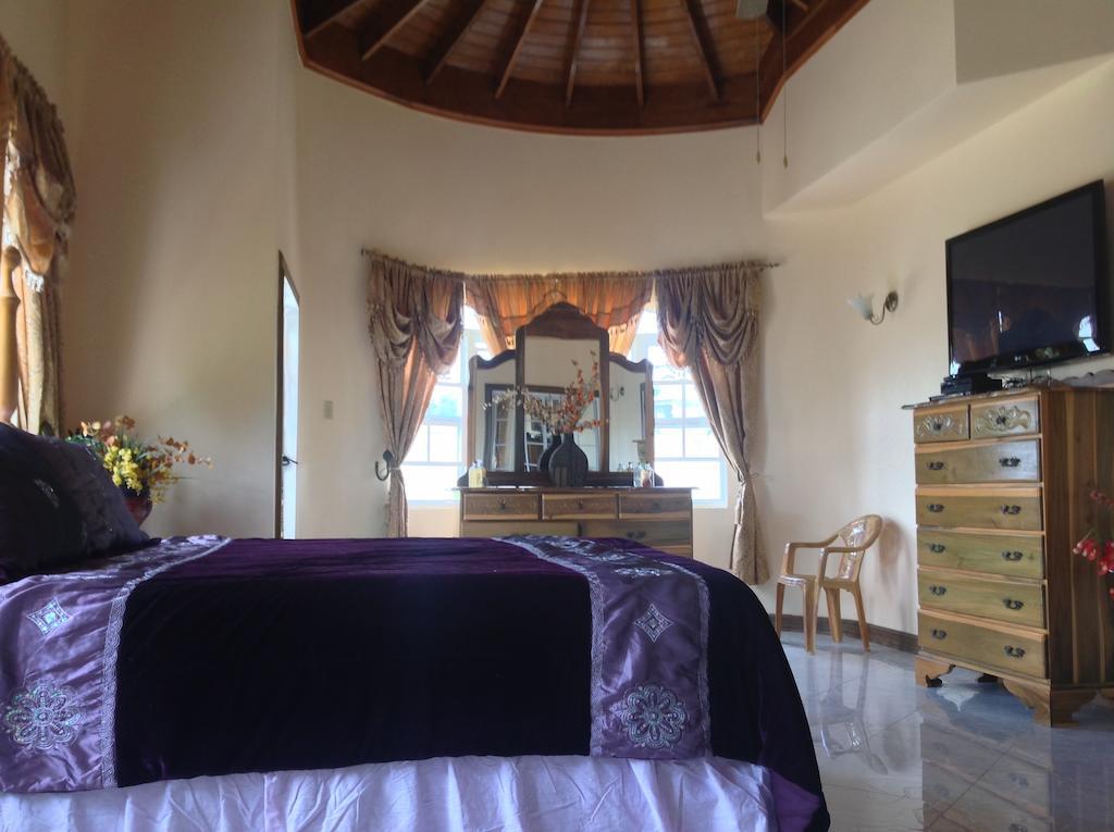 Cazwin Villas Montego Bay Exterior foto