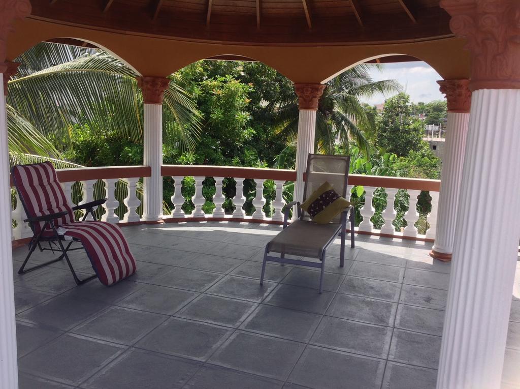 Cazwin Villas Montego Bay Exterior foto