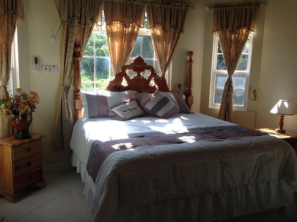Cazwin Villas Montego Bay Exterior foto