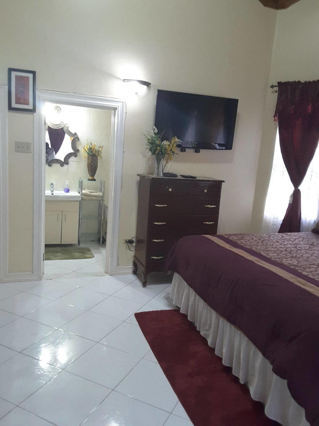 Cazwin Villas Montego Bay Exterior foto